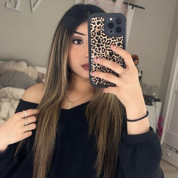 Meet your Posher, Elly - Picture 1 of 1